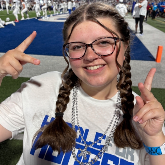 Natalie Long head shot