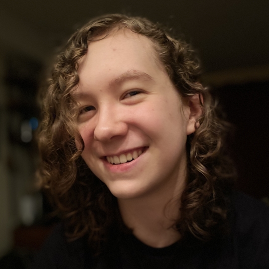 Skyler Davenport head shot