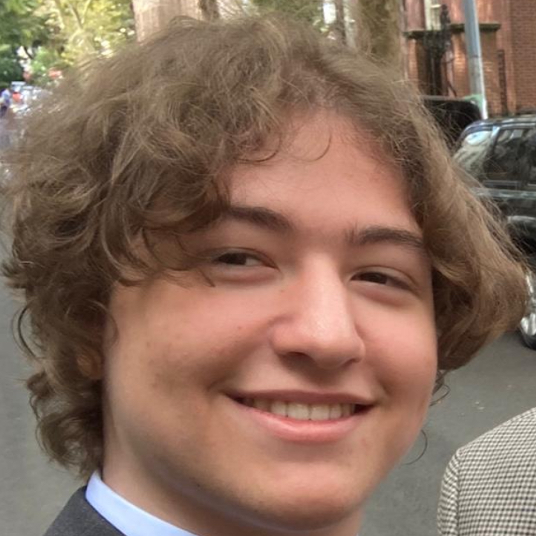 Bora Bromberg head shot