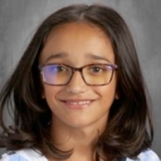 Sofia Batla head shot