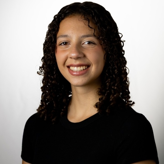 Xyleena Damazo head shot