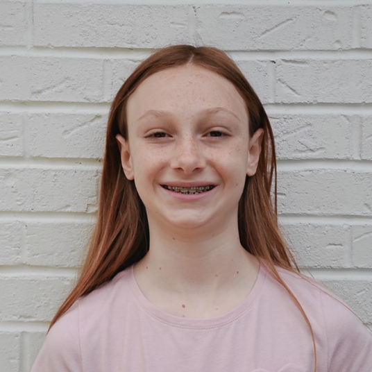Lilly Chambers (Chorus) head shot