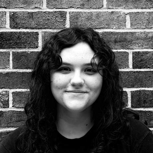 Hollie Windhausen*+ head shot
