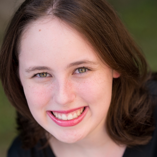 Anna Sophia Ellis head shot