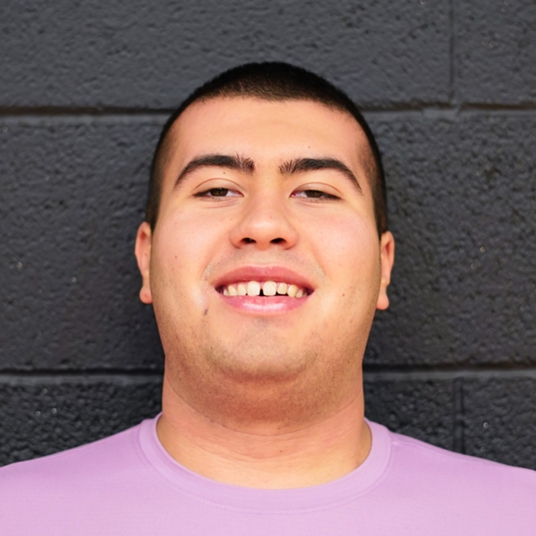 Halen Wing head shot