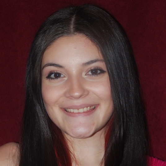 Emma Osornio head shot