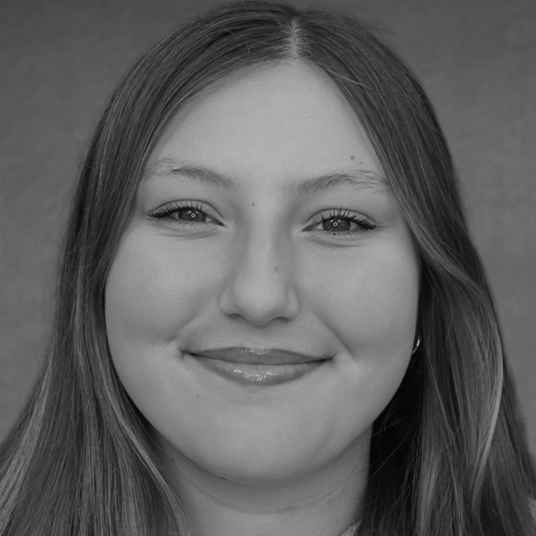 Melia Languien head shot