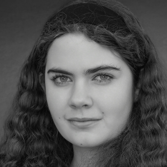 Isla Mcfadyen head shot